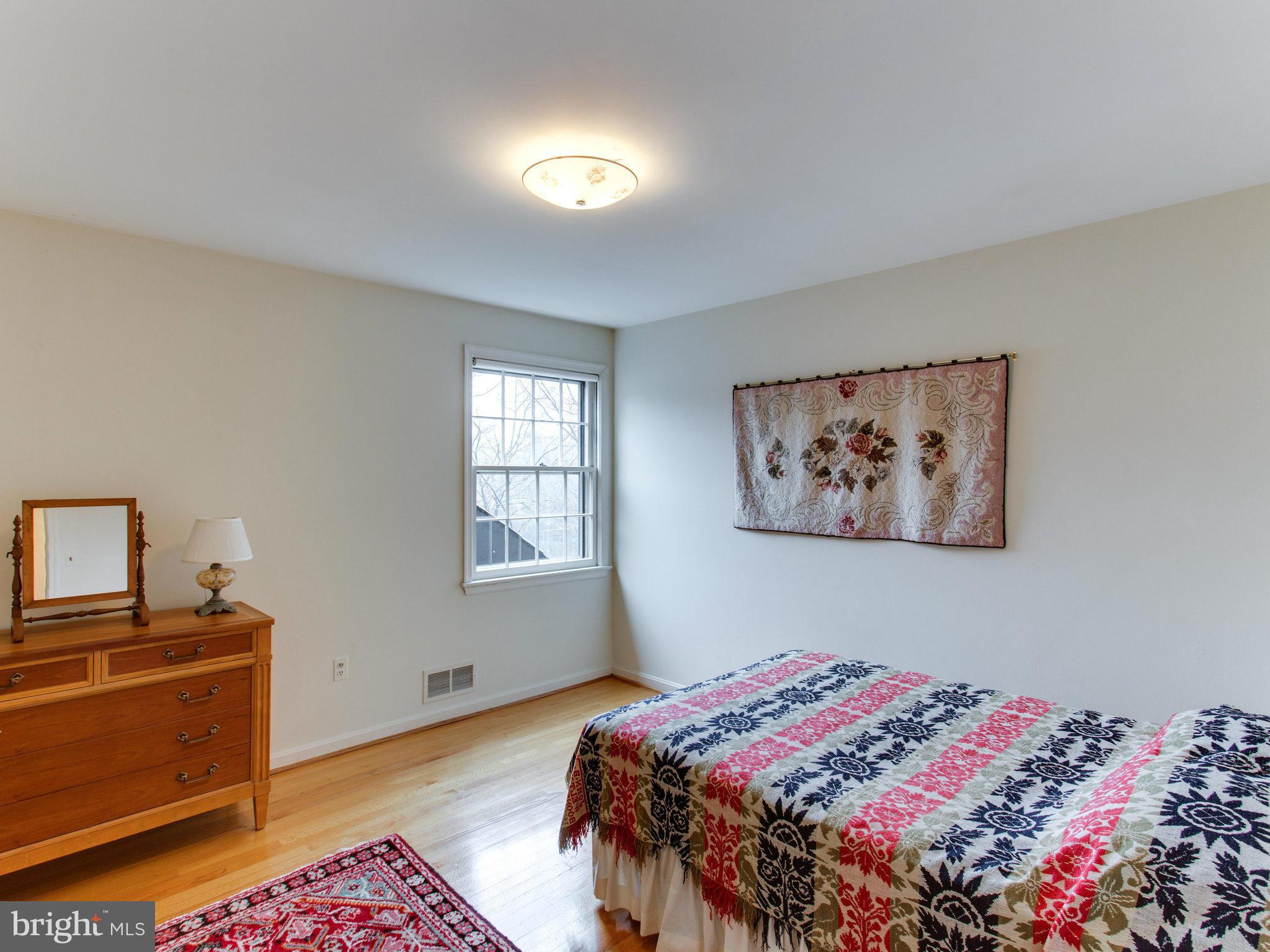 6013 Overlea Road Bethesda, MD 20816 - Photo 26 of 27 Bedroom 4
