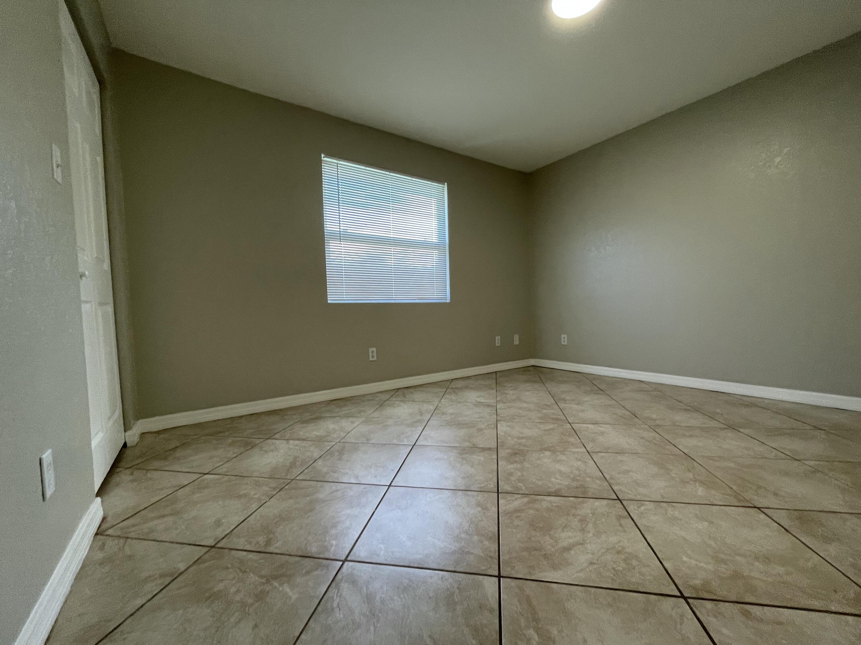 2886 Harson Way Fort Pierce, FL 34946 - Photo 14 of 28 IMG_5670