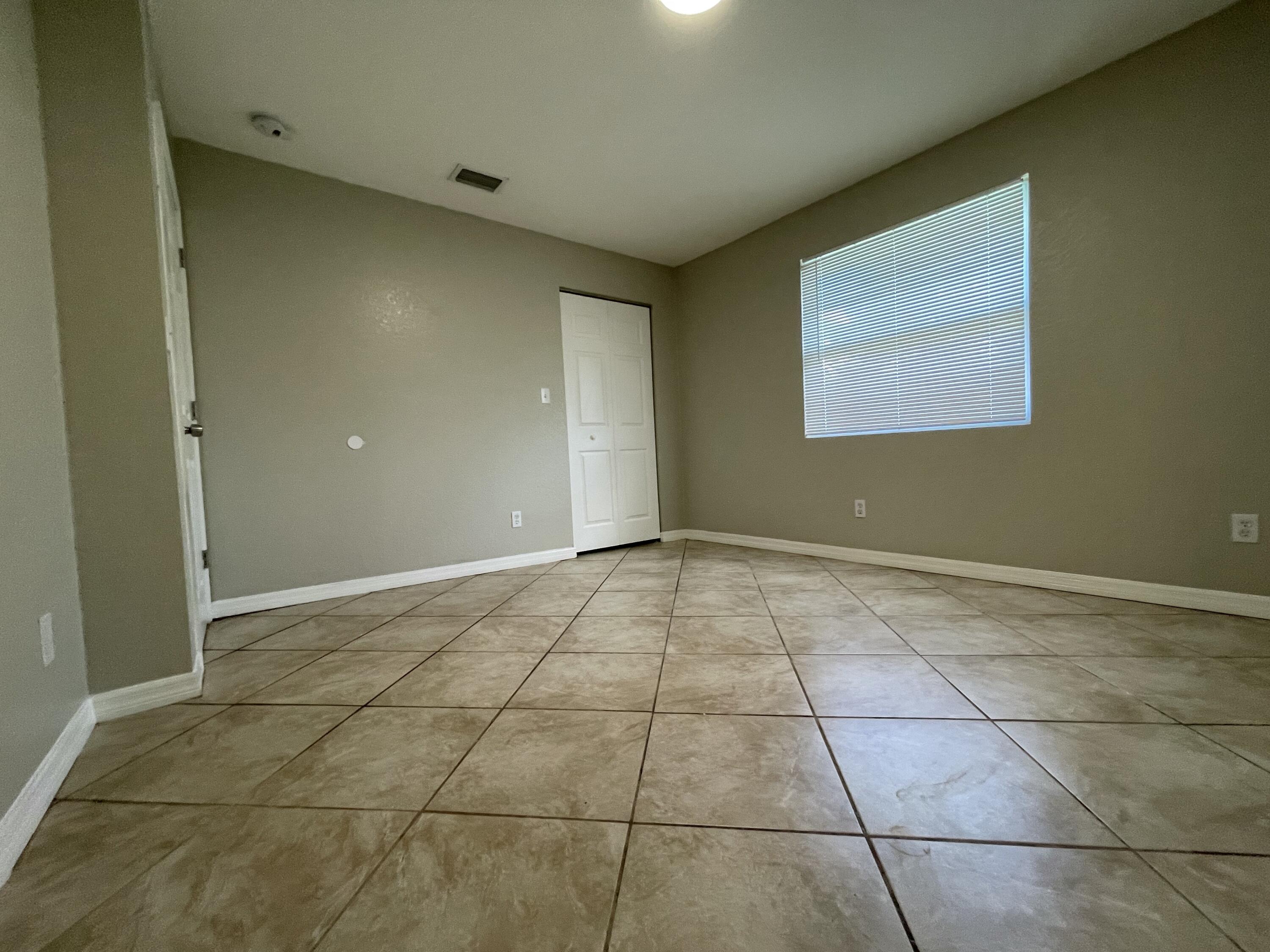 2886 Harson Way Fort Pierce, FL 34946 - Photo 15 of 28 IMG_5671