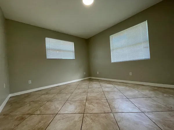 $1,800 | 2886 Harson Way, Fort Pierce, FL 34946