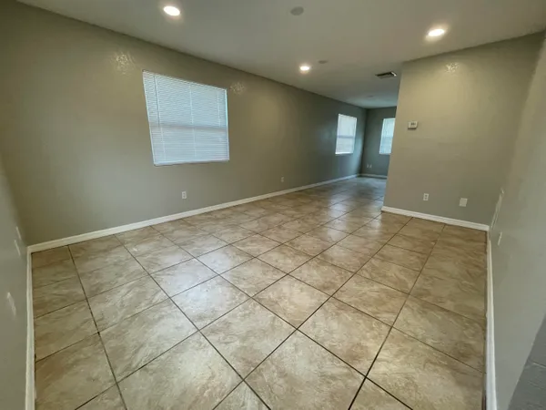 $1,800 | 2886 Harson Way, Fort Pierce, FL 34946