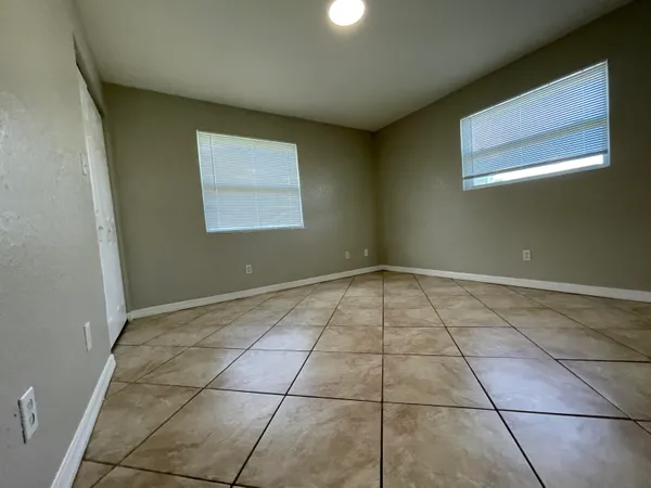 $1,800 | 2886 Harson Way, Fort Pierce, FL 34946