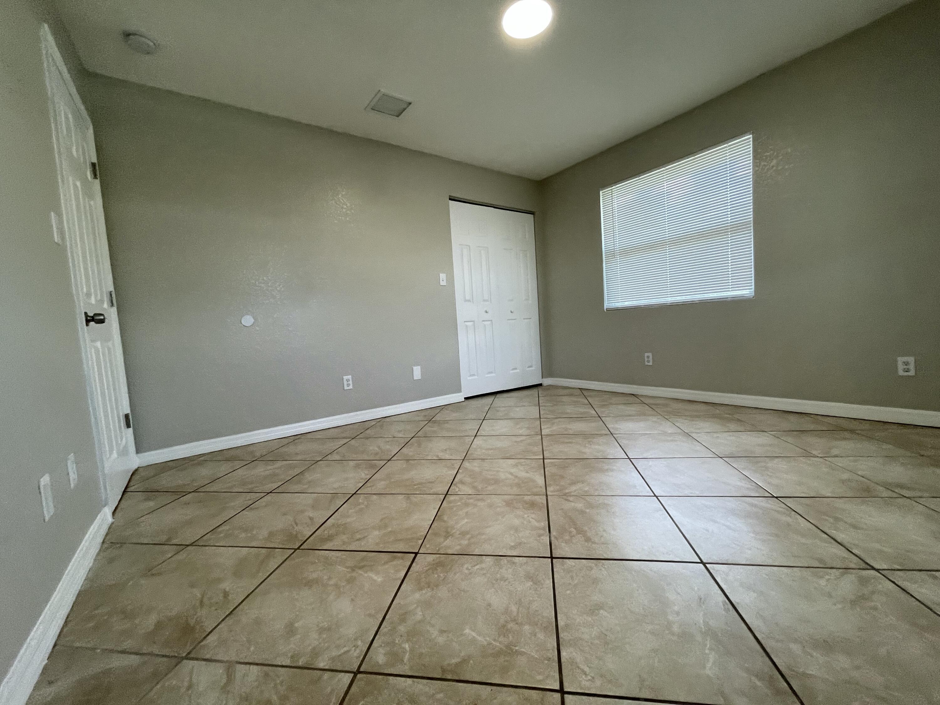 2886 Harson Way Fort Pierce, FL 34946 - Photo 25 of 28 IMG_5681
