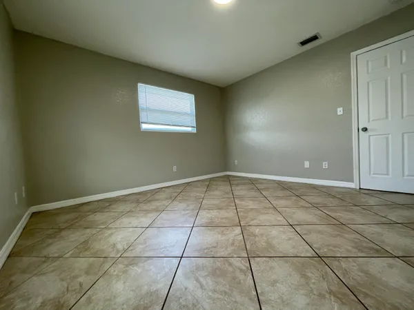 $1,800 | 2886 Harson Way, Fort Pierce, FL 34946