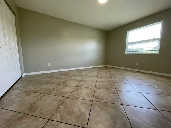 $1,800 | 2886 Harson Way, Fort Pierce, FL 34946