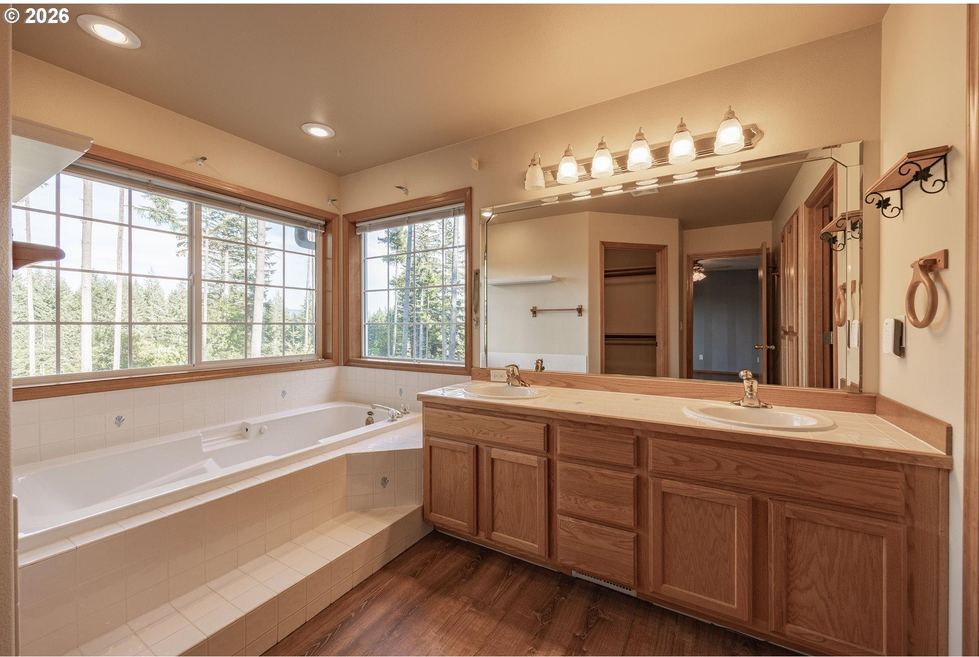 28323 Northeast 48th Way Camas, WA 98607 - Photo 23 of 42 Gallery Image 23
