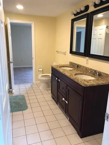 $2,280 | 220 Park Street, Unit 8, North Attleboro, MA 02760