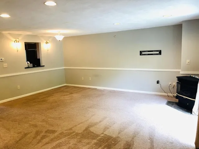 $2,280 | 220 Park Street, Unit 8, North Attleboro, MA 02760