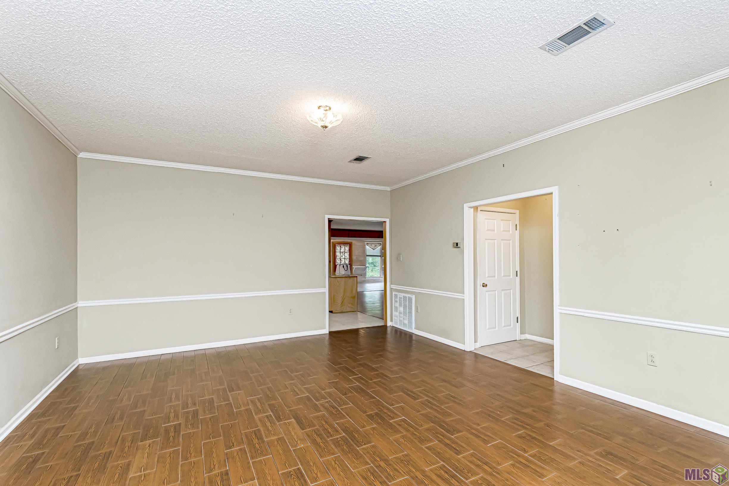 9081 Pettit Road Baker, LA 70714 - Photo 13 of 33 Gallery Image 13