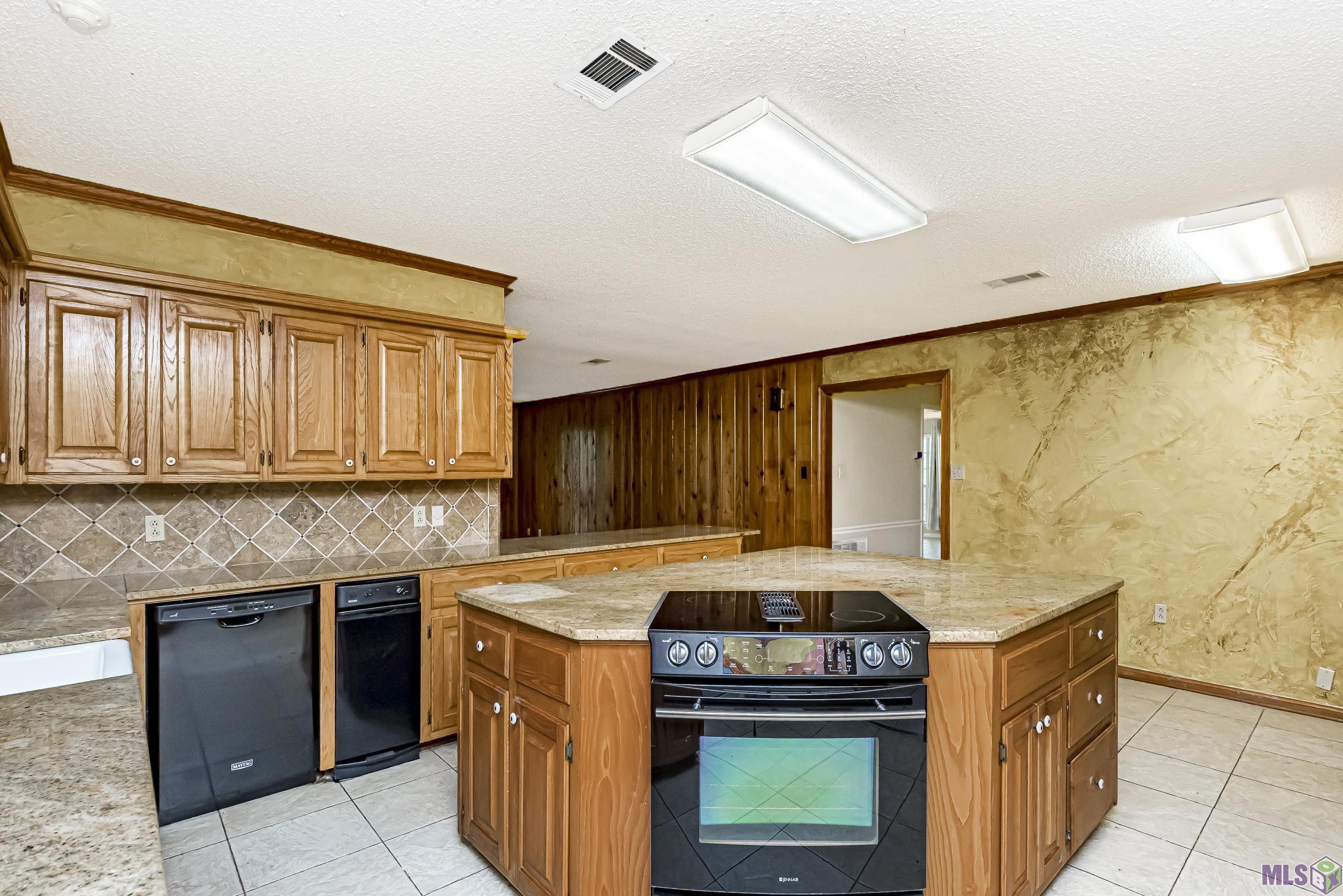 9081 Pettit Road Baker, LA 70714 - Photo 20 of 33 Gallery Image 20