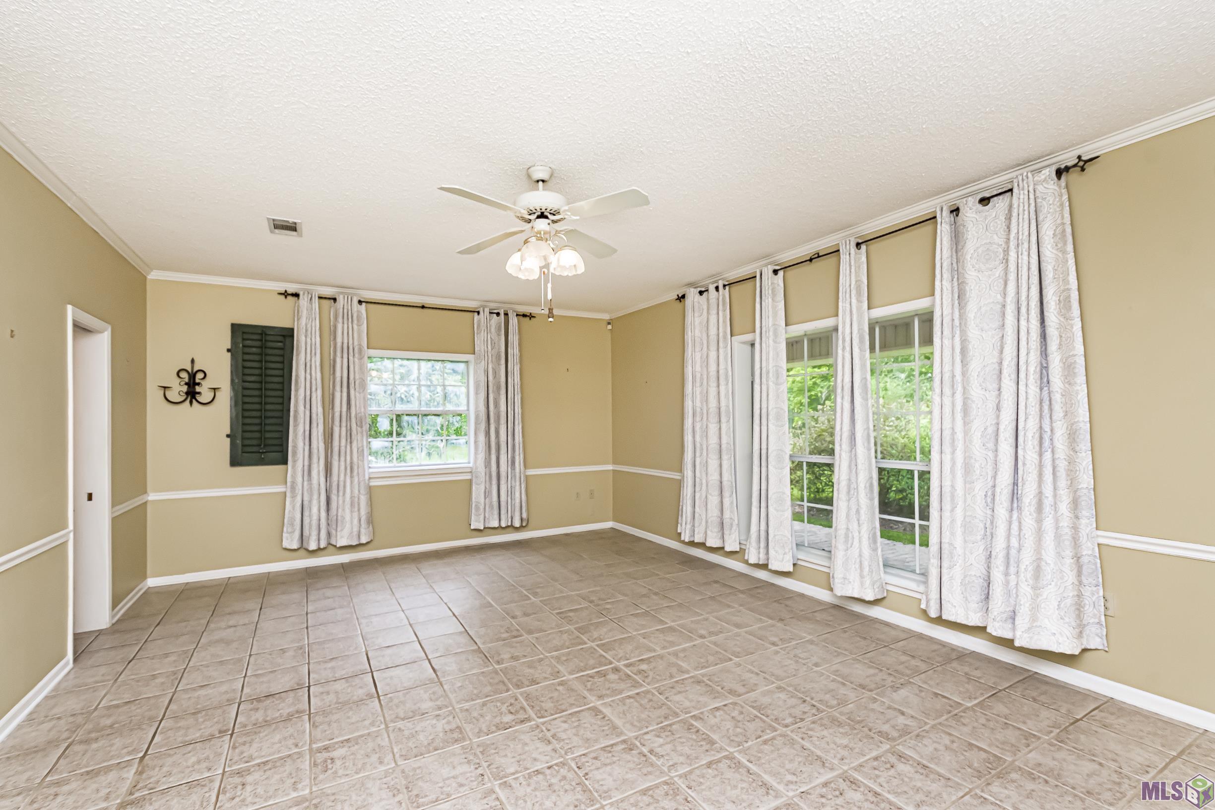 9081 Pettit Road Baker, LA 70714 - Photo 3 of 33 Gallery Image 3