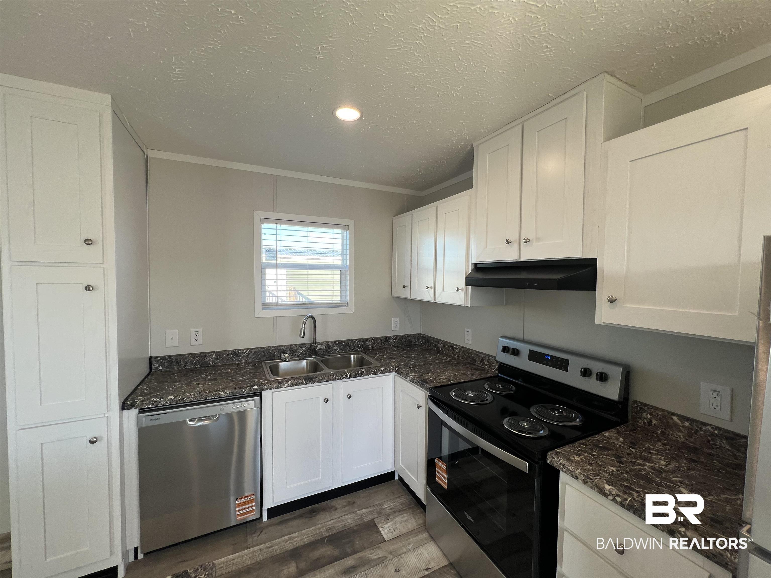 47 Highway 31 Atmore Al Atmore, AL 36502 - Photo 6 of 21