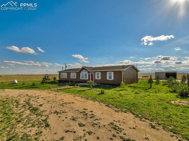 3210 North Harding Road Yoder, CO 80864 - Photo 10 of 39