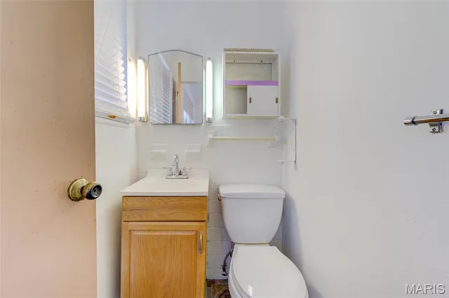 $162,500 | 2283 Hudson Road, St. Louis, MO 63136