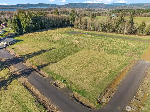$100,000 | 37 Sunnyfield Drive, Cathlamet, WA 98612