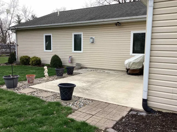 $309,900 | 11527 St Francis Way, Fort Wayne, IN 46816