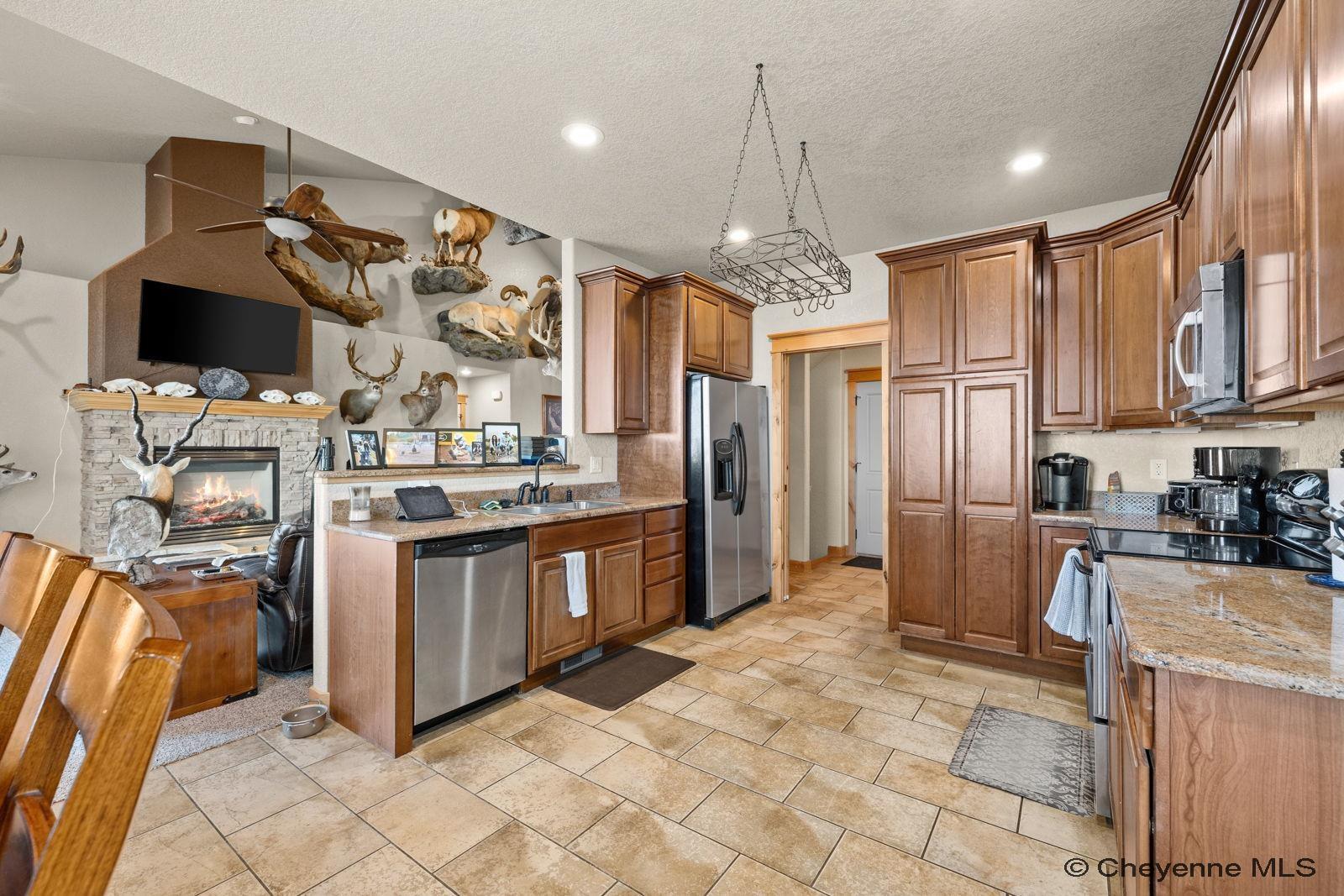 1514 Scenic Ridge Drive Cheyenne, WY 82009 - Photo 16 of 36 Gallery Image 16