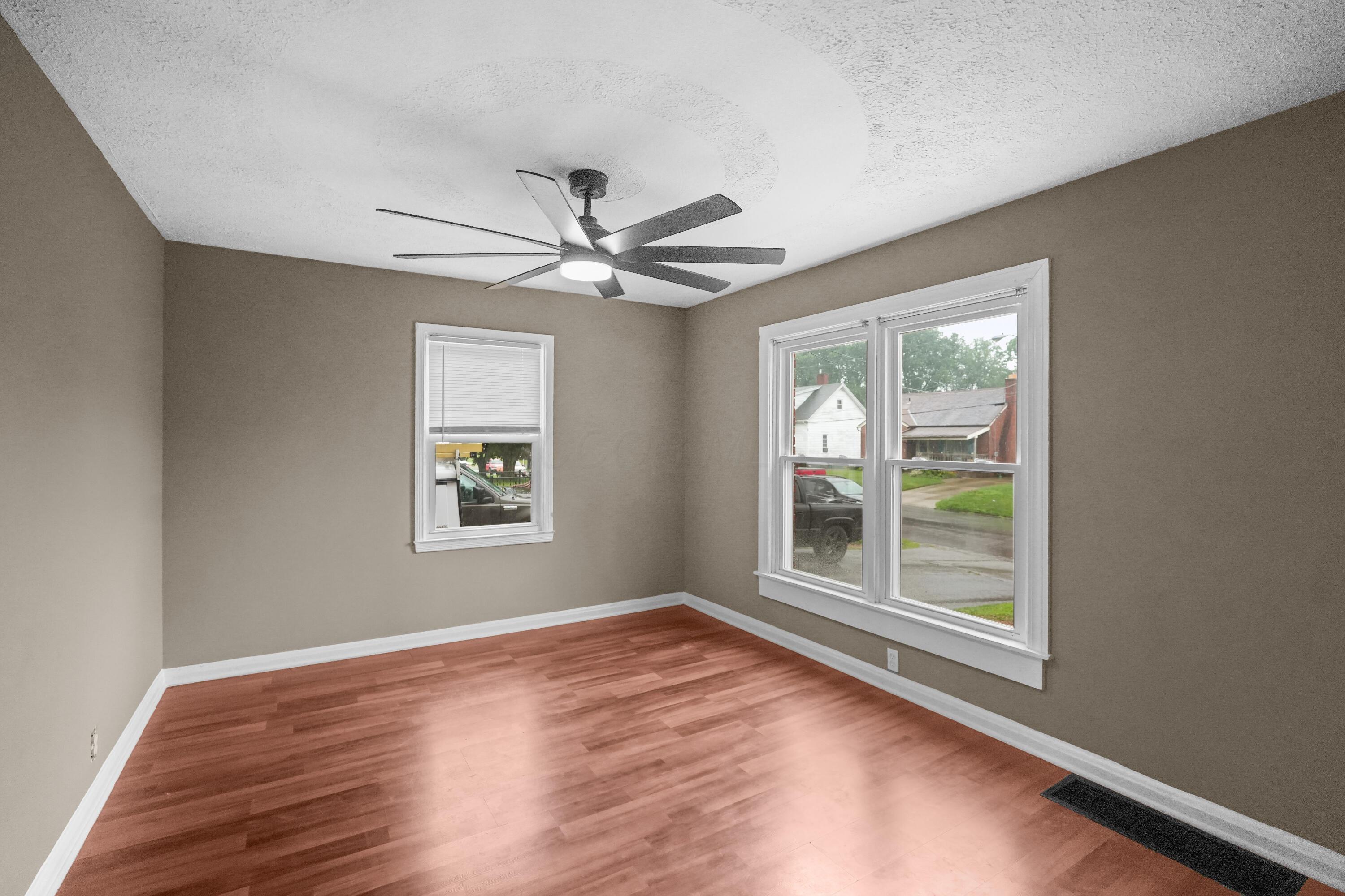 223 Reform Street Mansfield, OH 44902 - Photo 6 of 29 5