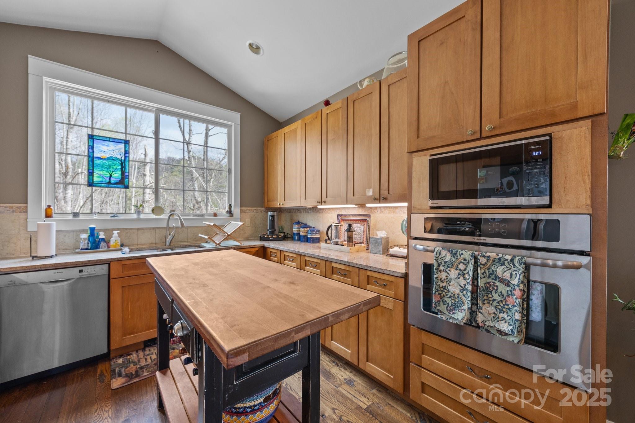 92 Branch Road Spruce Pine, NC 28777 - Photo 9 of 42