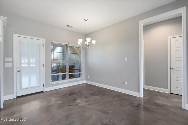 $359,500 | 309 Garrison Drive, Senatobia, MS 38668