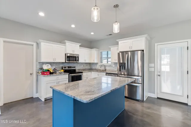 $359,500 | 309 Garrison Drive, Senatobia, MS 38668