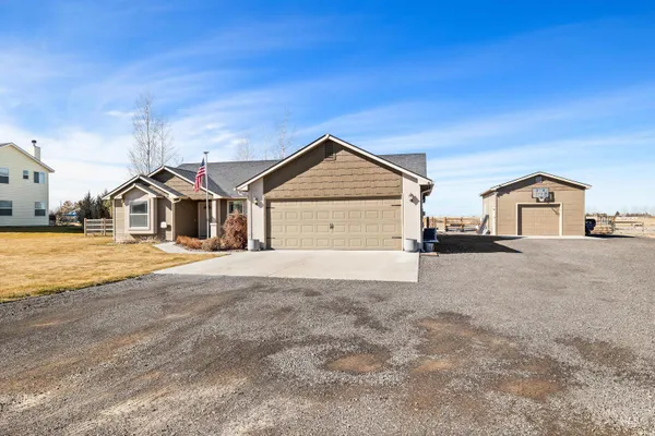 $569,000 | 3815 North 2456 East, Filer, ID 83328