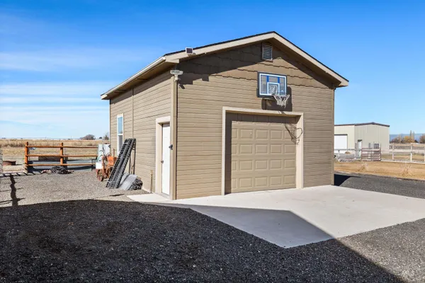 $569,000 | 3815 North 2456 East, Filer, ID 83328