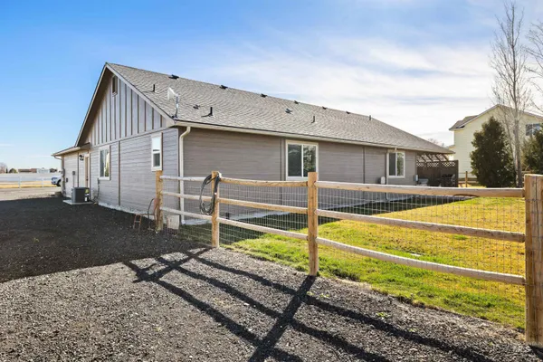 $569,000 | 3815 North 2456 East, Filer, ID 83328