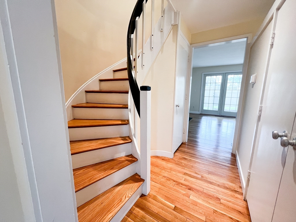 11 Oak Street, Unit 42 Wellesley, MA 02482 - Photo 2 of 15