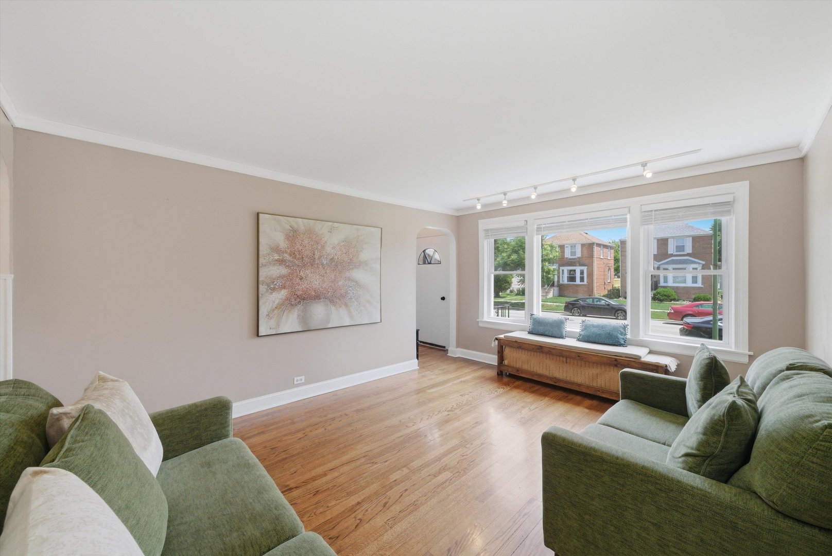 2826 North Rutherford Avenue Chicago, IL 60634 - Photo 2 of 30