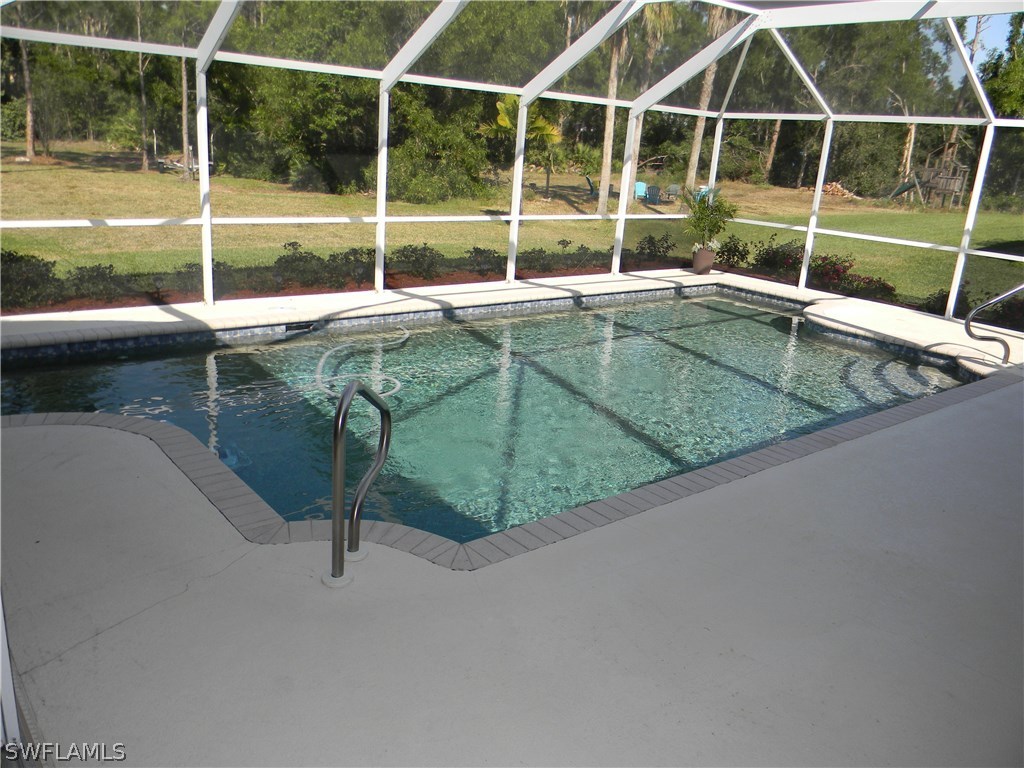 4520 Pine Road Fort Myers, FL 33908 - Photo 4 of 22 Gallery Image 4