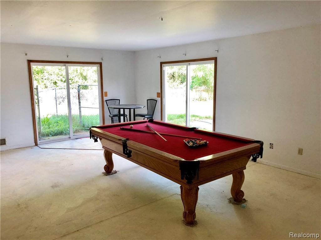 9291 Henry Road Pinckney, MI 48169 - Photo 14 of 24 BE639372-AE45-476F-A758-89535530C7FA.jpeg