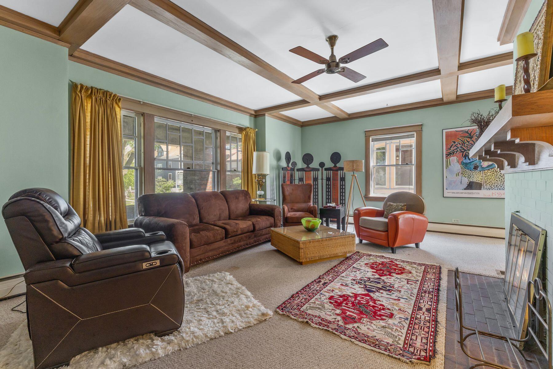 1512 College Avenue Racine, WI 53403 - Photo 31 of 58 Lower Living Room