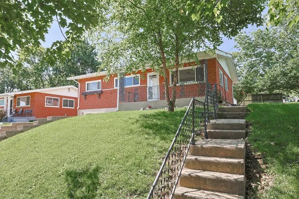 $255,000 | 5291 Briarhill Drive, Cincinnati, OH 45238