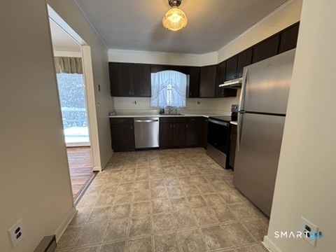 9 Marywood Road Bethel, CT 06801 - Photo 5 of 23