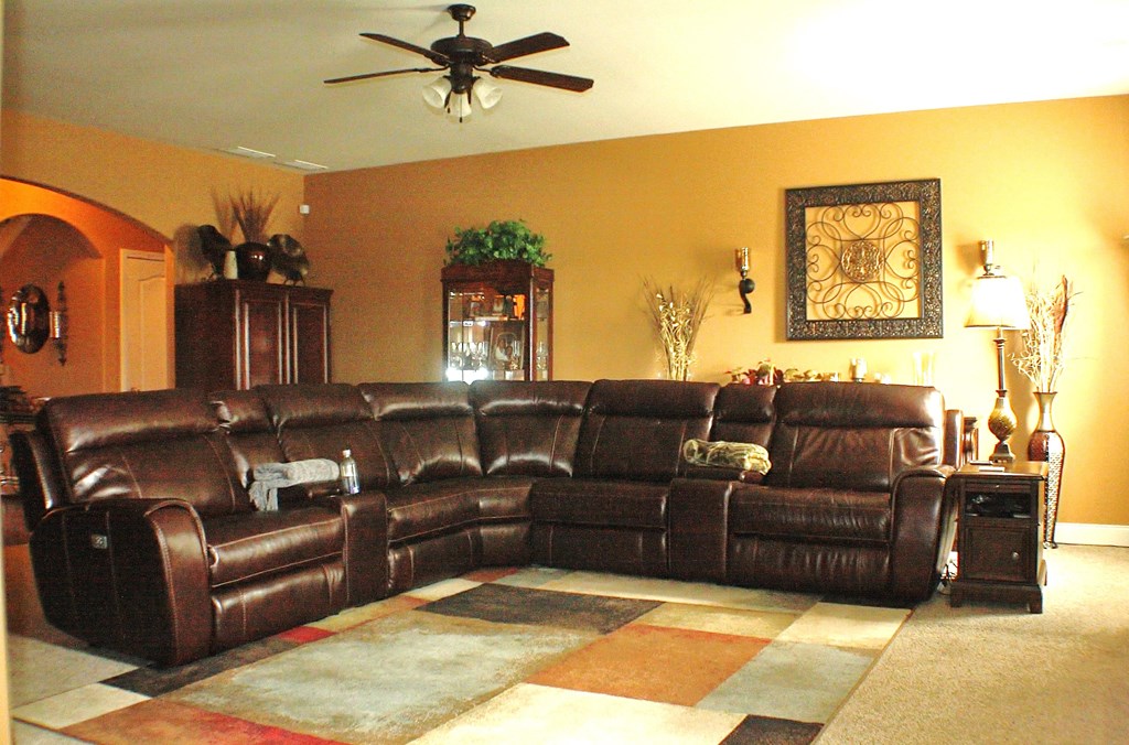 26 Riverside Landing Fort Mitchell, AL 36856 - Photo 20 of 65 a living room with furniture