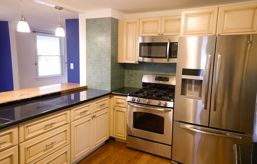 123 Shelburne Road Greenfield, MA 01301 - Photo 11 of 30 Gallery Image 11
