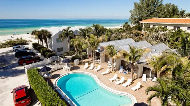 $750,000 | 100 73rd Street, Unit 101C, Holmes Beach, FL 34217