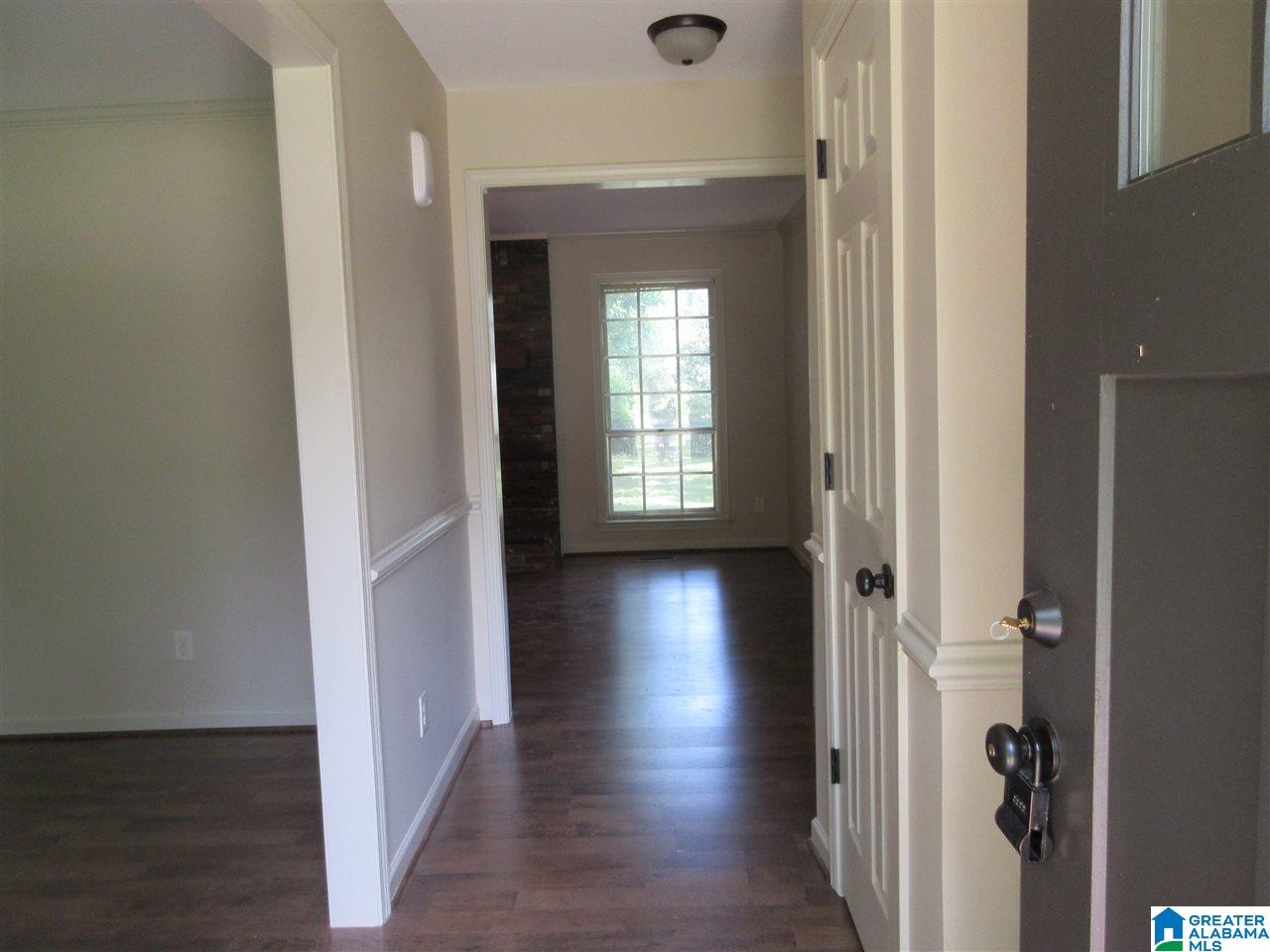 124 Hickory Street Alabaster, AL 35114 - Photo 5 of 27
