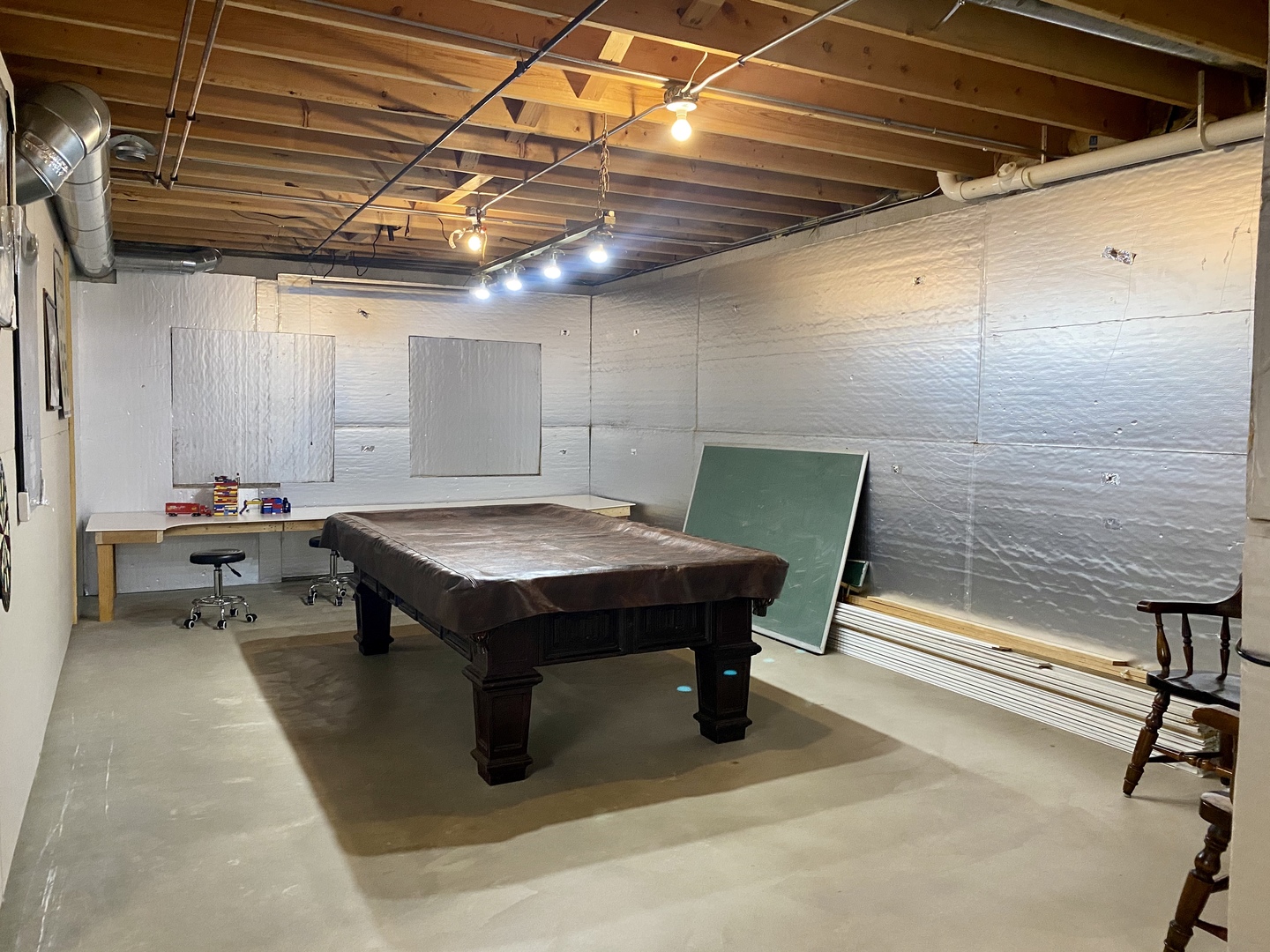 215 Wilkins Road Sycamore, IL 60178 - Photo 26 of 28 a view of a room with table tennis table