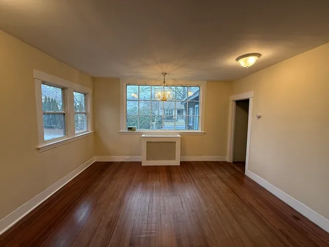 $1,700 | 37 Maple Avenue, Unit R, Rutland, MA 01543