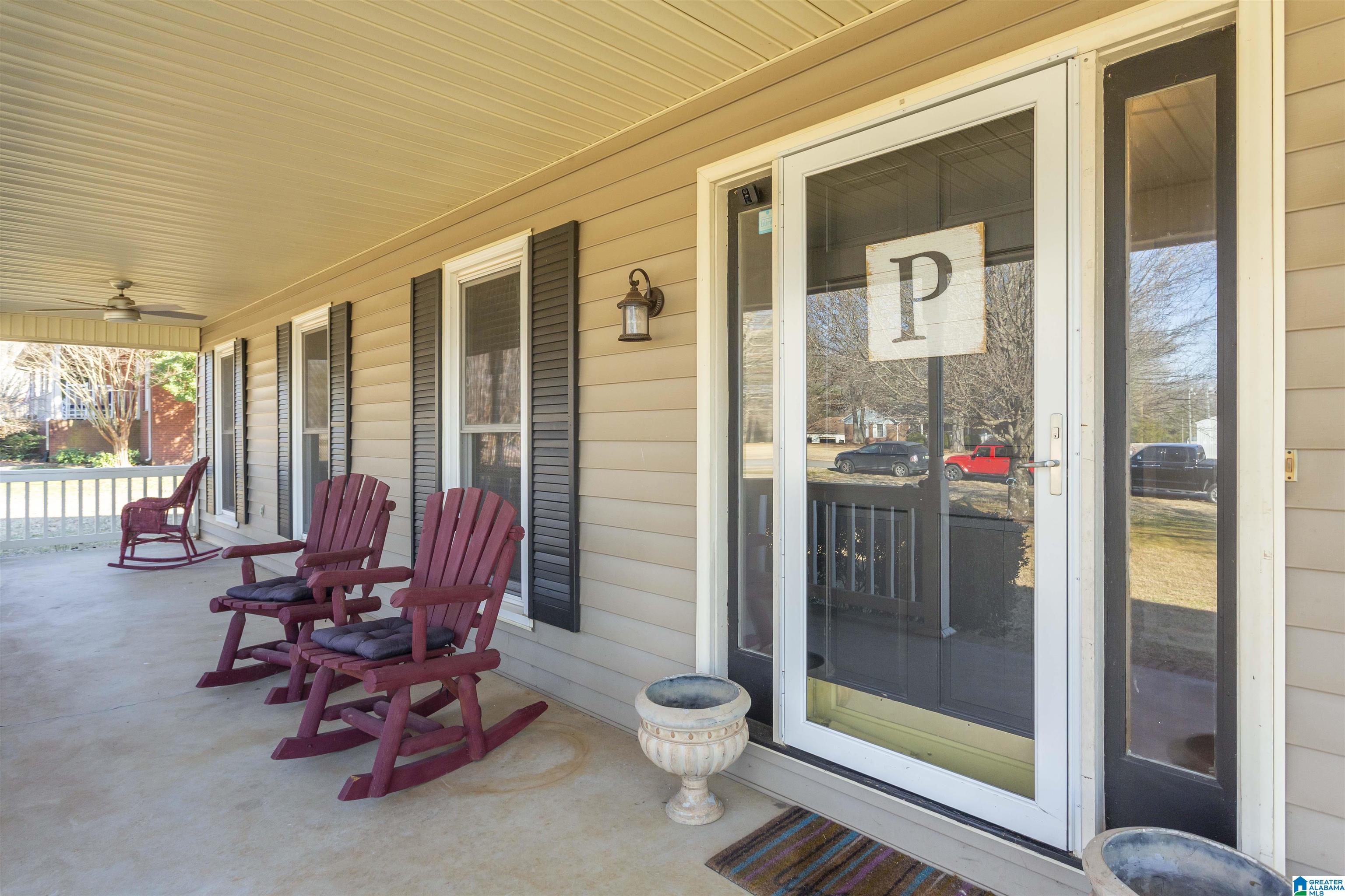 21 Shannon Drive Decatur, AL 35603 - Photo 3 of 49