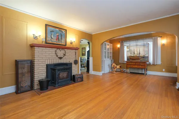 a view of a livingroom with a fireplace