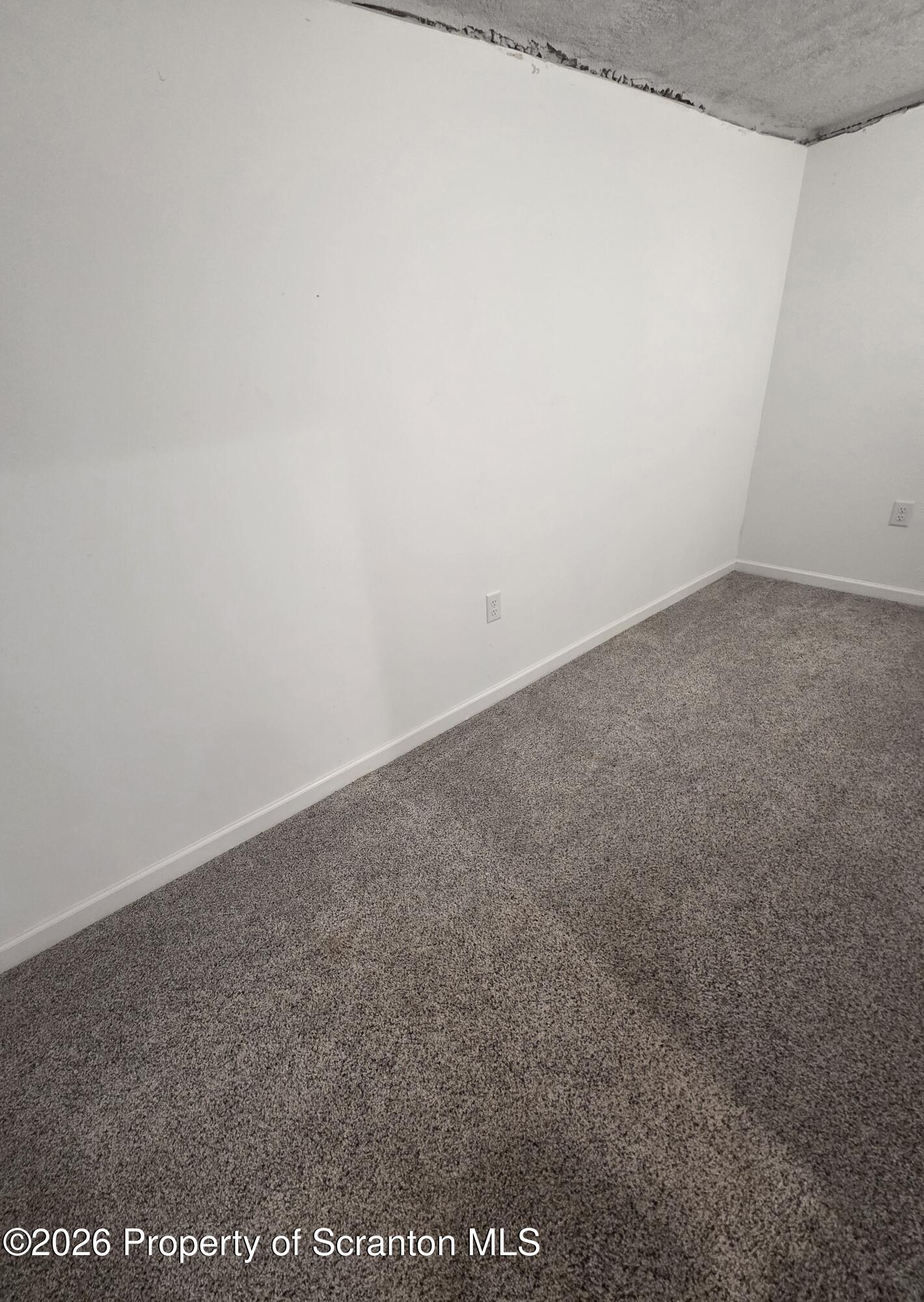 92 West Swallow Street Olyphant, PA 18447 - Photo 23 of 41 1000027729