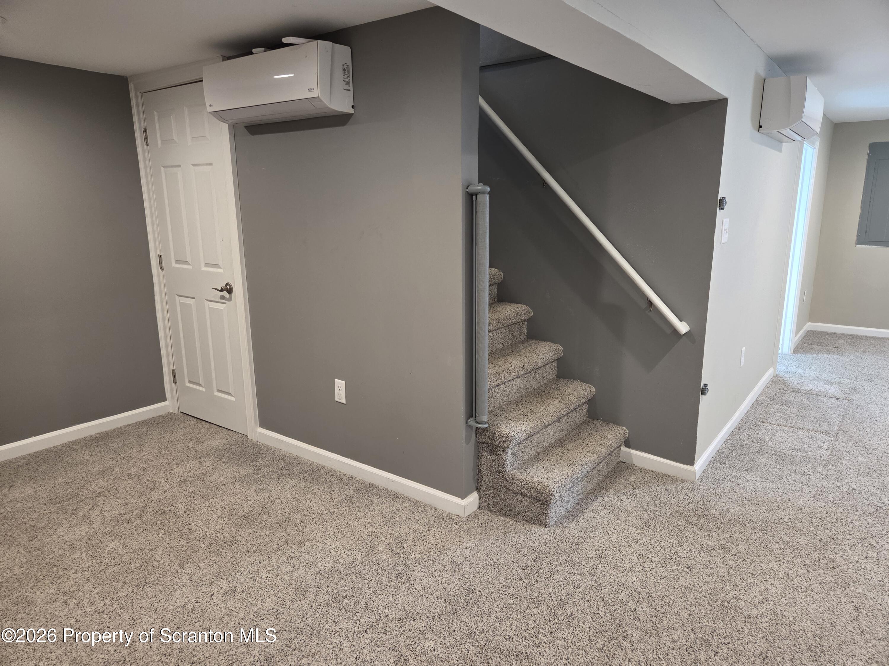 92 West Swallow Street Olyphant, PA 18447 - Photo 28 of 41 1000027749
