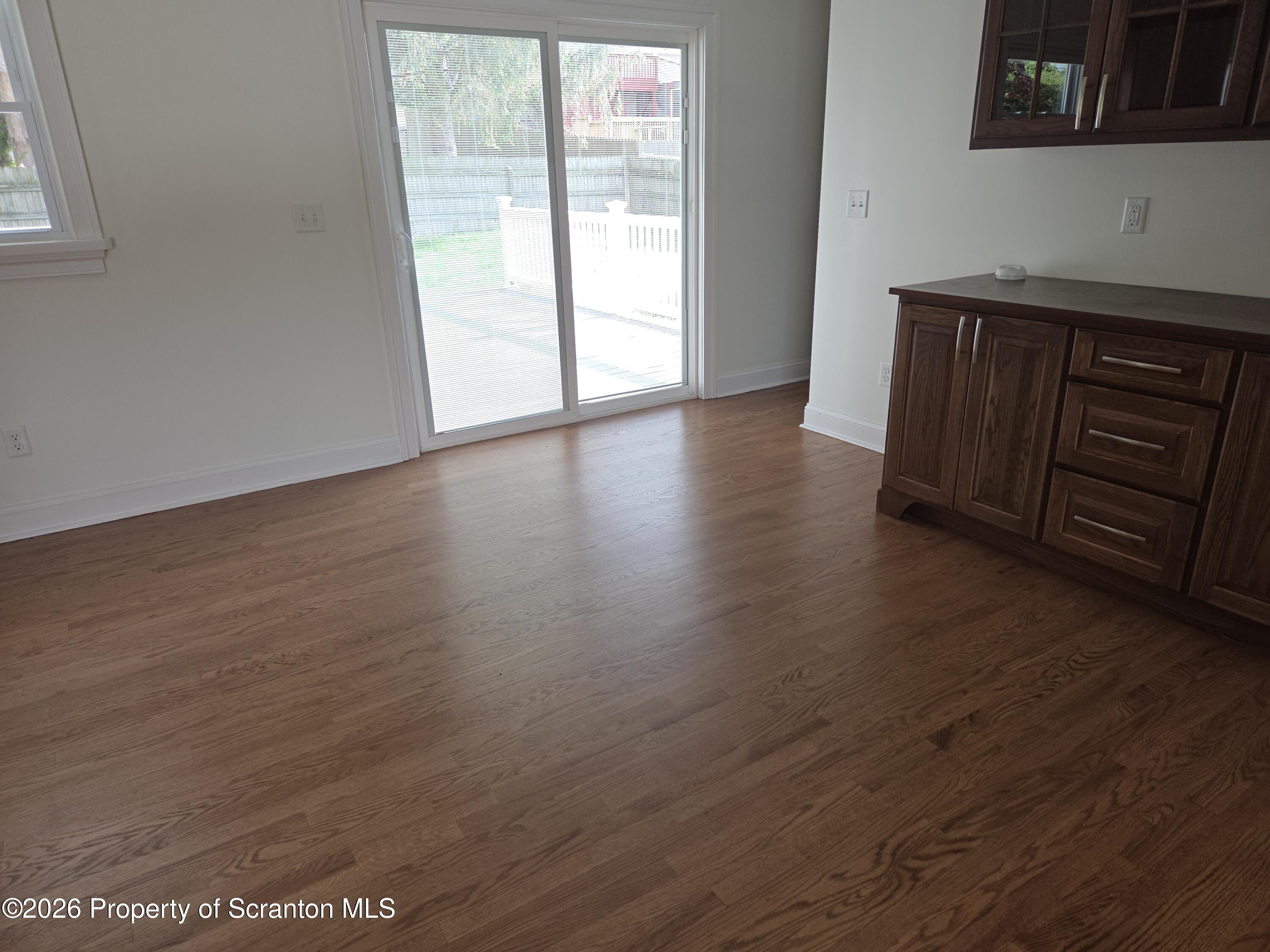 92 West Swallow Street Olyphant, PA 18447 - Photo 7 of 41 1000027670
