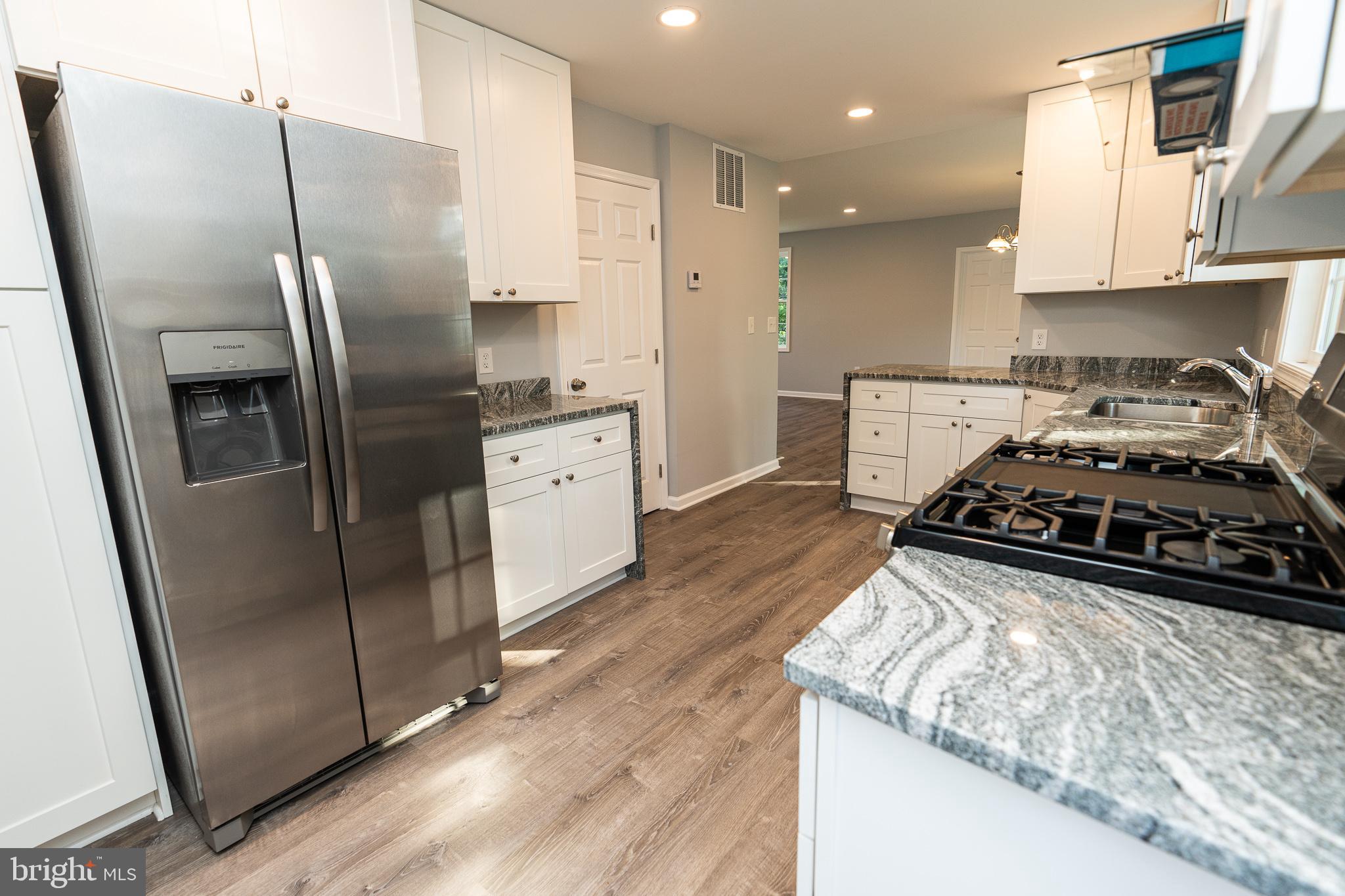 9318 Belair Road Nottingham, MD 21236 - Photo 5 of 16 Kitchen