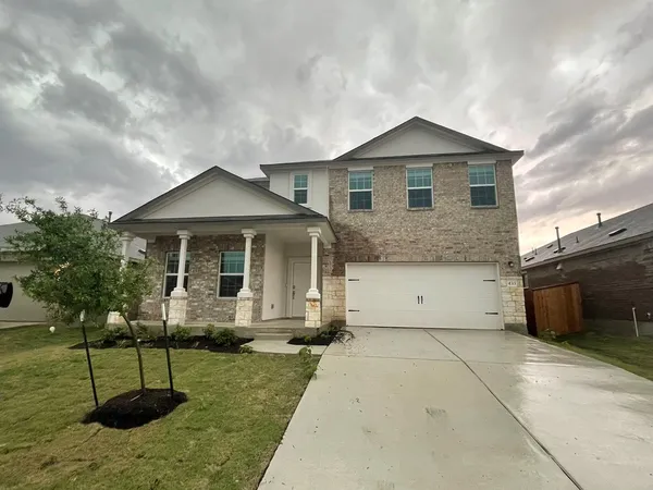 $2,300 | 433 Sebring Circle, Hutto, TX 78634