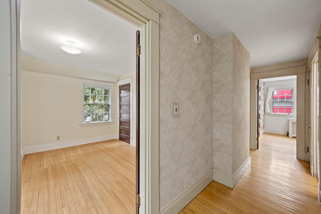 10 Burleigh Street Waterville, ME 04901 - Photo 21 of 41 Hardwood floors!