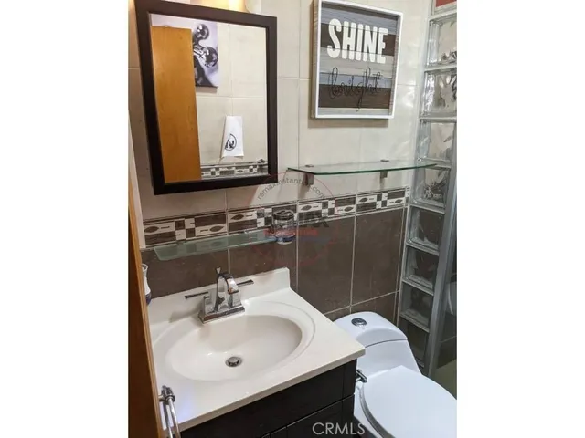 a bathroom with a toilet
